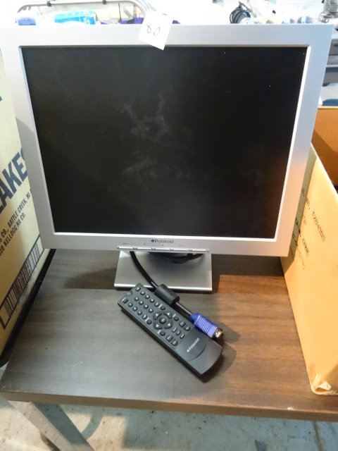 lot 80 image: Polaroid CCm-1513 Monitor 15