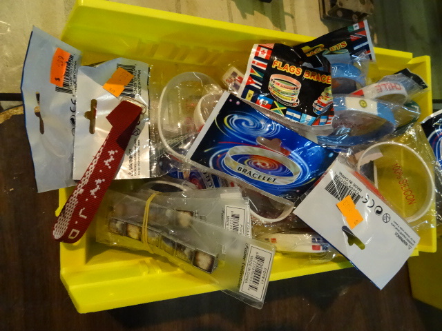 lot 85 image: Bin of Misc Bracelets
