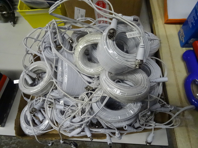 lot 92 image: Specialty Electronics Cables