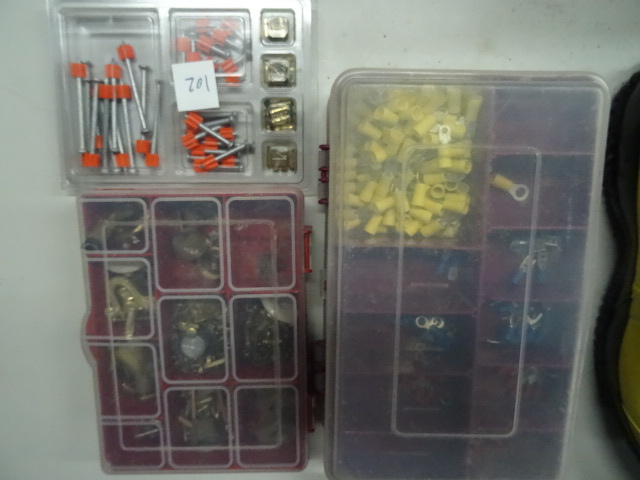 lot 102 image: Ram Set Nails and Loads 2 Hardware