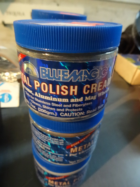 lot 133 image: Blue Magic Metal Polish Cream Qty 6