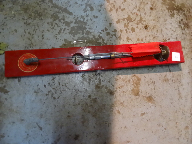 lot 136 image: Ice Fishing Tip Up