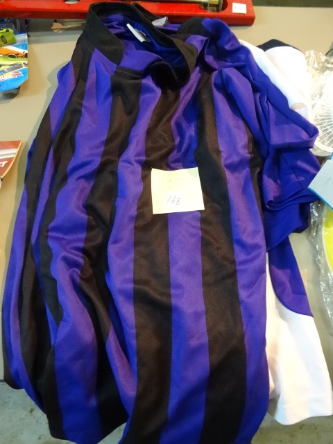 lot 168 image: 5 New Adult Large Sports Shirts