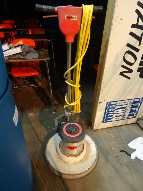 lot 178 image: Viper Floor Scrubber
