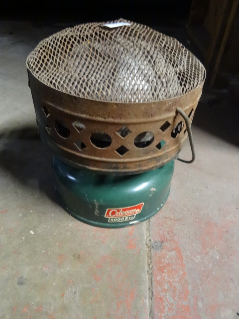 lot 221 image: Coleman 5000 BTU Catalytic Heater
