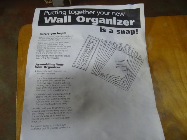 lot 247 image: Pocket wall organizer