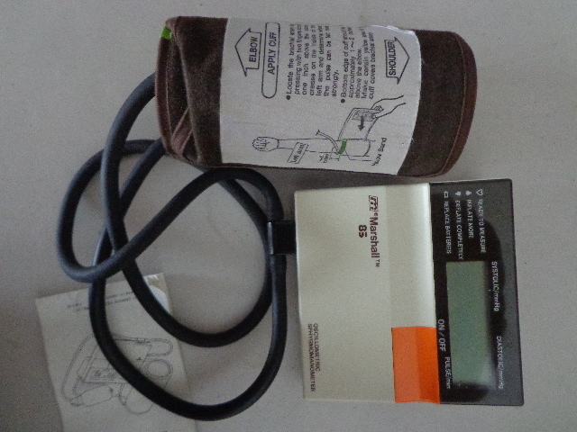 lot 13 image: Flash Lights, Alarm Clock & Blood Pressure Cuff