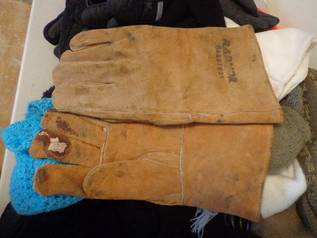 lot 62 image: Bag Full Of Winter Clothes