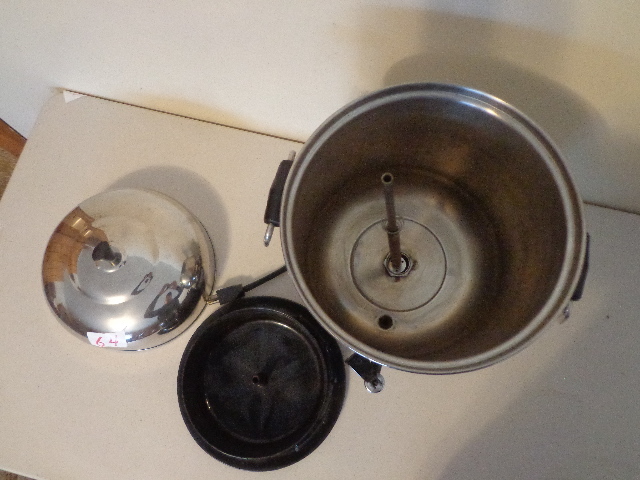lot 64 image: Automatic Percolator