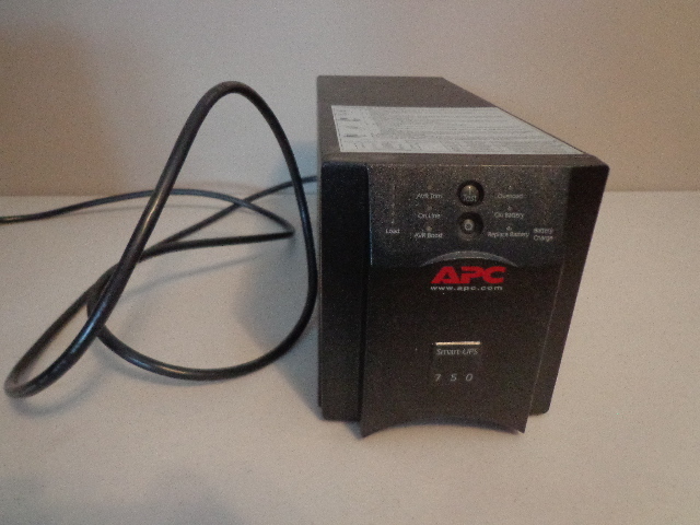 lot 69 image: APC Power Ups 750