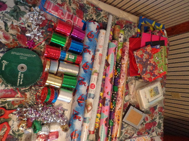 lot 96 image: Christmas Packaging Supplies