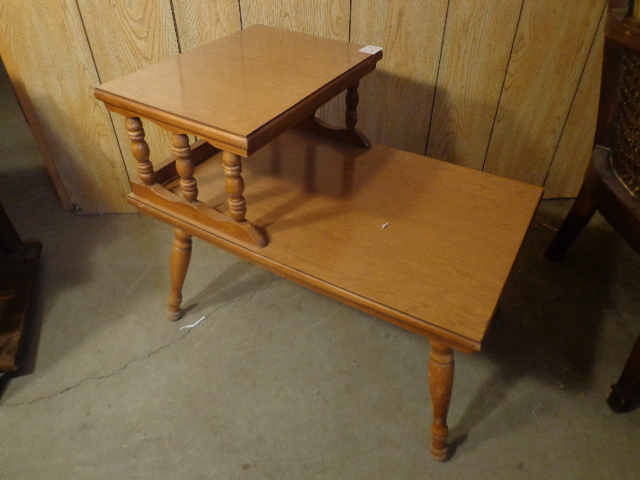 lot 120 image: Bedside Table