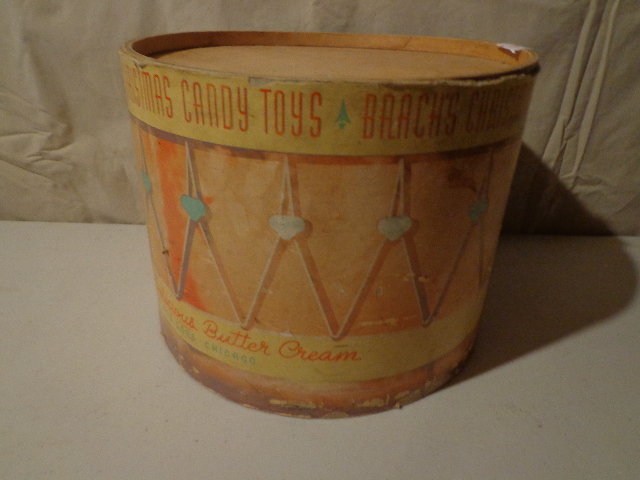 lot 147 image: Brachs Christmas Candy Toys Candy Container