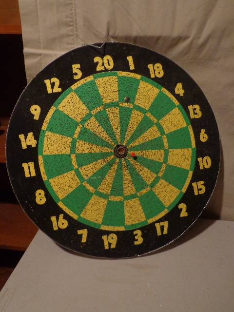 lot 151 image: Steel Tip Dart Board