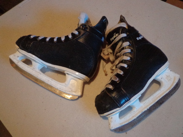 lot 187 image: Rapide Hockey Skates