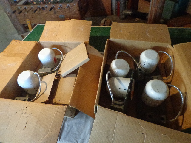 lot 192 image: Recessed Light Fixtures