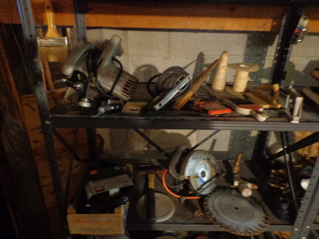 lot 209 image: Metal Shelf & All Its Contents