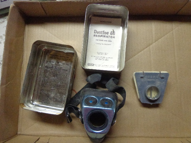 lot 220 image: Dustfoe Respirator