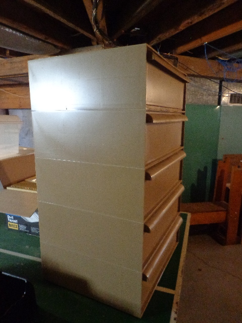 lot 228 image: 5 Piece Plastic Drawer Set