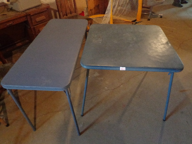 lot 232 image: 2 Folding Card Tables