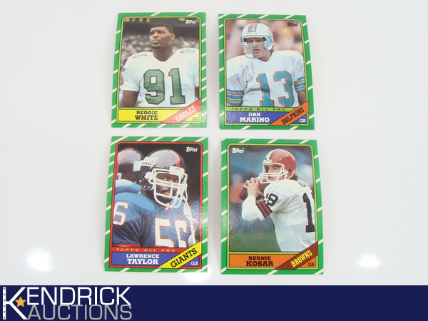 4 MINT Condition 1986 Topps Football Cards