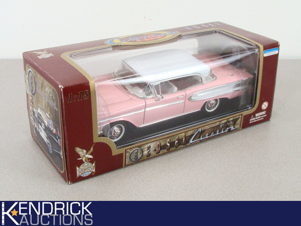 MINT in Box Road Legends 118 Scale 1958 Edsel