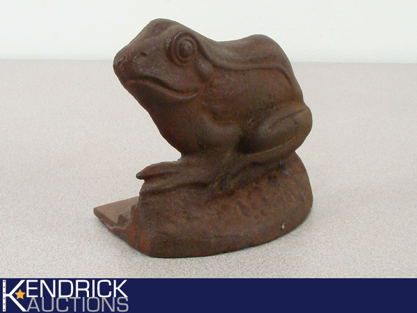 Vintage Cast Iron Frog Doorstop