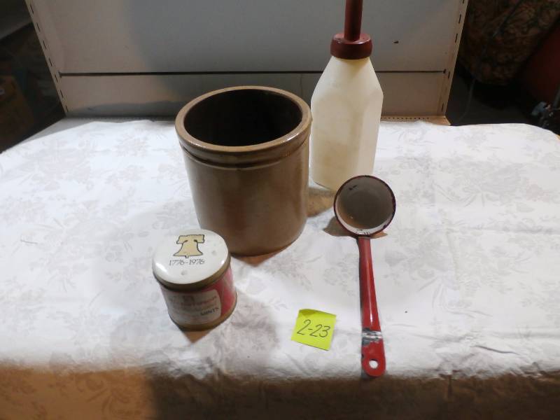 crockladlemilk bottle.