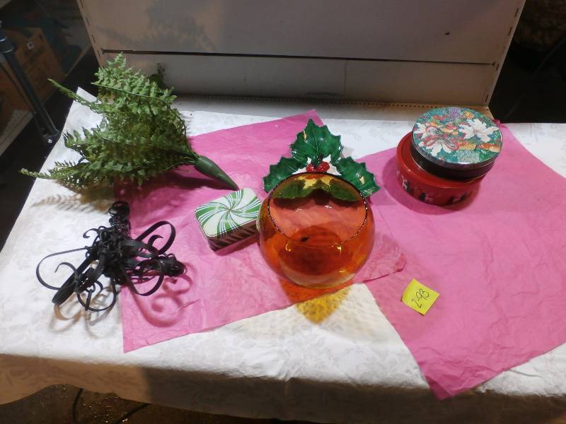 decorations