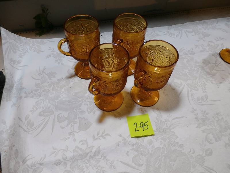 TIARA GLASSWARE