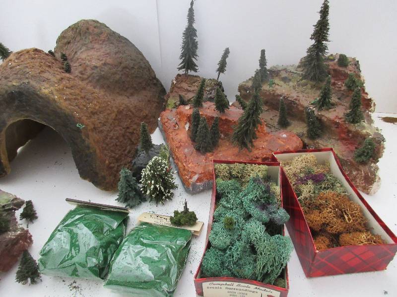 Model Railroad Scenery & Vintage Lionel Track  More