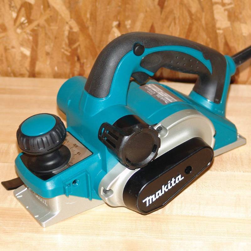 Makita 3-14 in. Corded Planer Model # KP0810 new