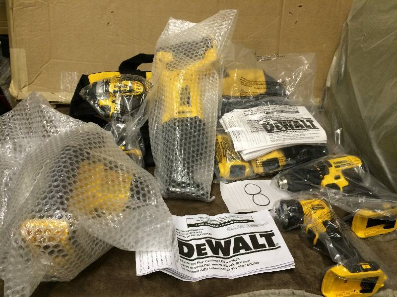 DEWALT 20-Volt Max Lithium-Ion Cordless Combo Kit (5-Tool) Model # DCK520D2 brand NEW sealed