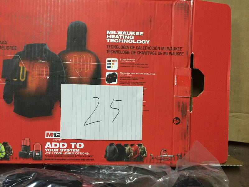 Milwaukee Large M12 Cordless Lithium-Ion Black Heated Hoodie (Hoodie Only) New
