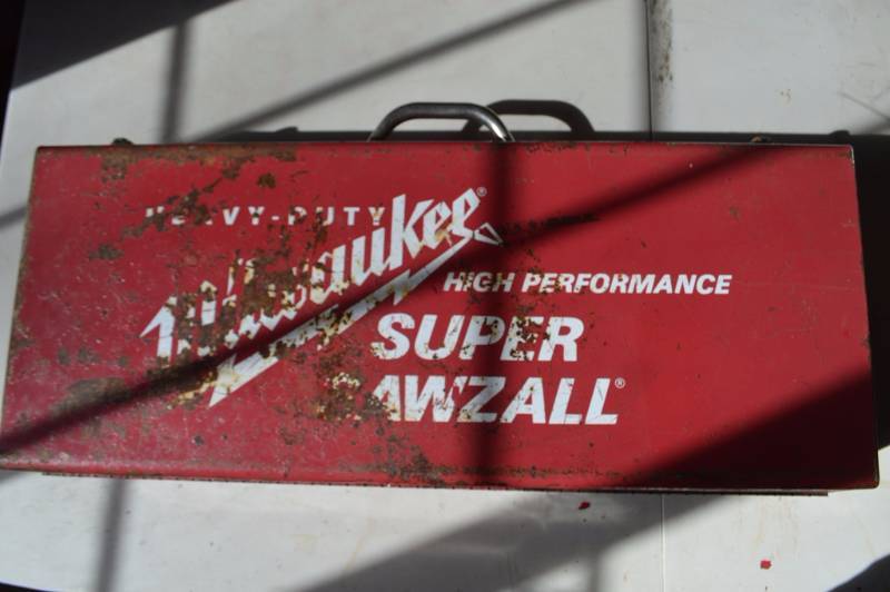 Milwaukee Reciprocating Saw with Case