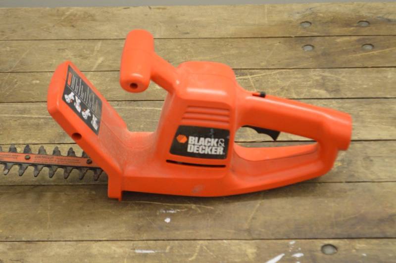 Black & Decker Electric Hedge Trimmer