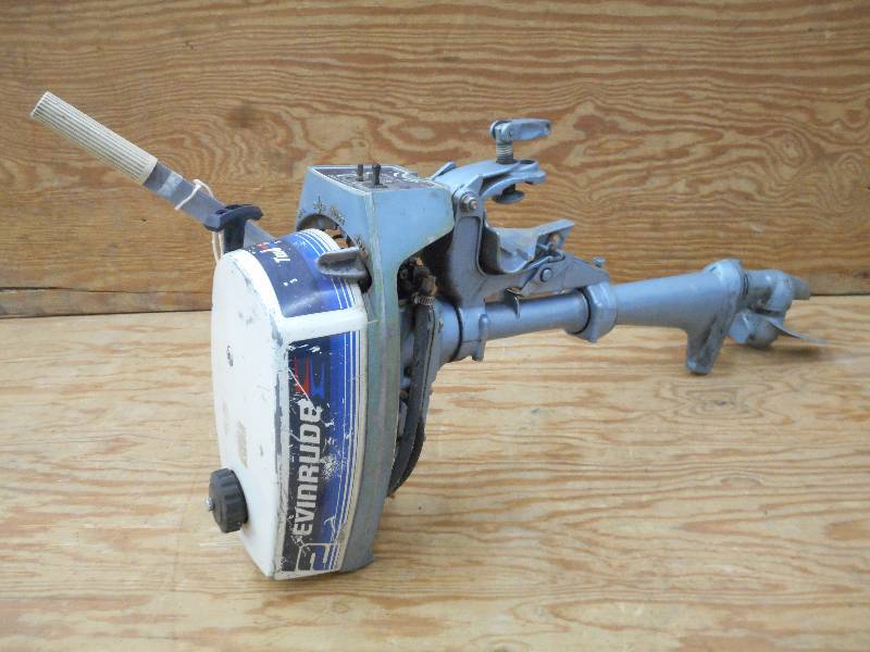 lot 1 image: Evinrude 2HP Outboard Motor, Does Not Currently Run, Has Compression