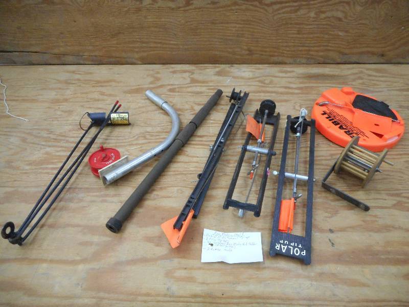 lot 24 image: Bucket Of Assorted Tip-Ups & Etc ...
