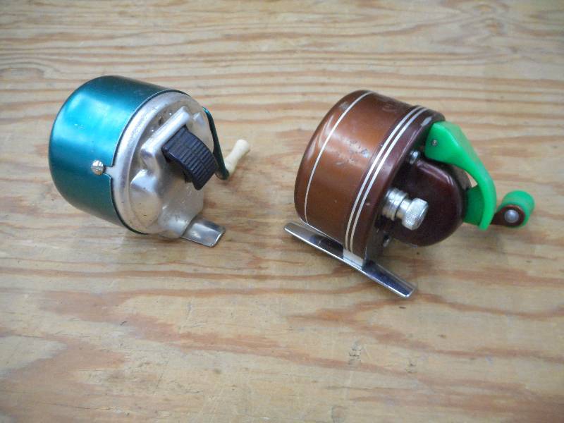 lot 48 image: (2) Bronson Vintage Reels ...
