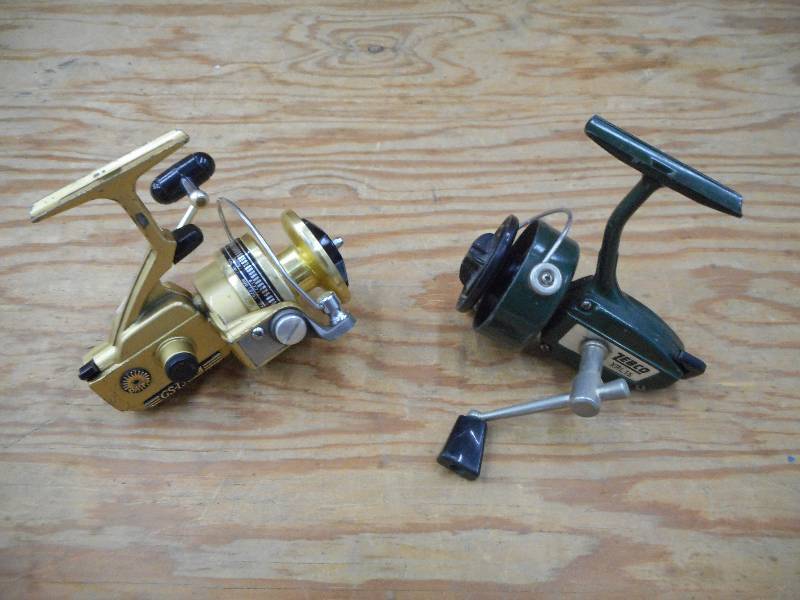 lot 54 image: (1) Daiwa GS15 & (1) Zebco XRL-15 R...