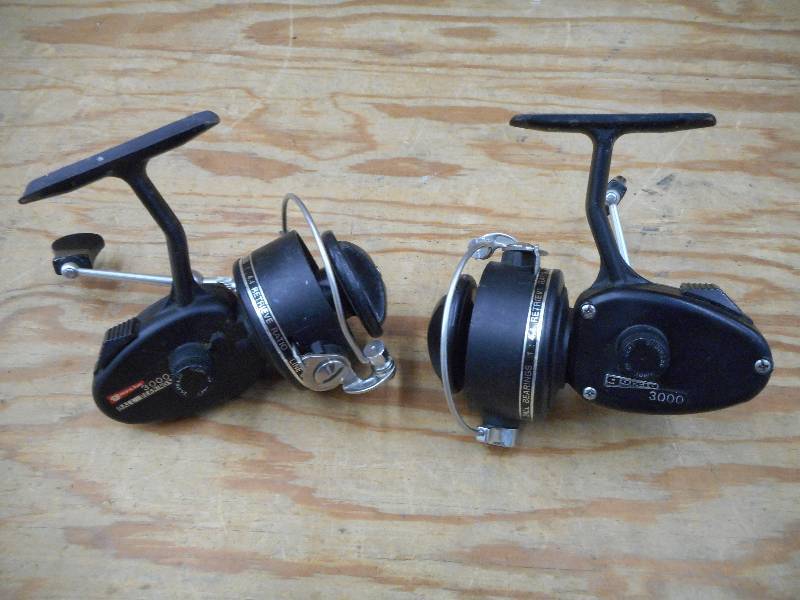 lot 58 image: (2) Garcia 3000 Reels ...