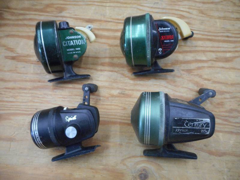 lot 79 image: Lot Of (4) Johnson Reels ...