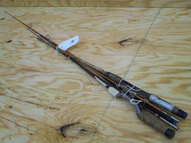 lot 126 image: Lot Of (3) South Bend Rods ...