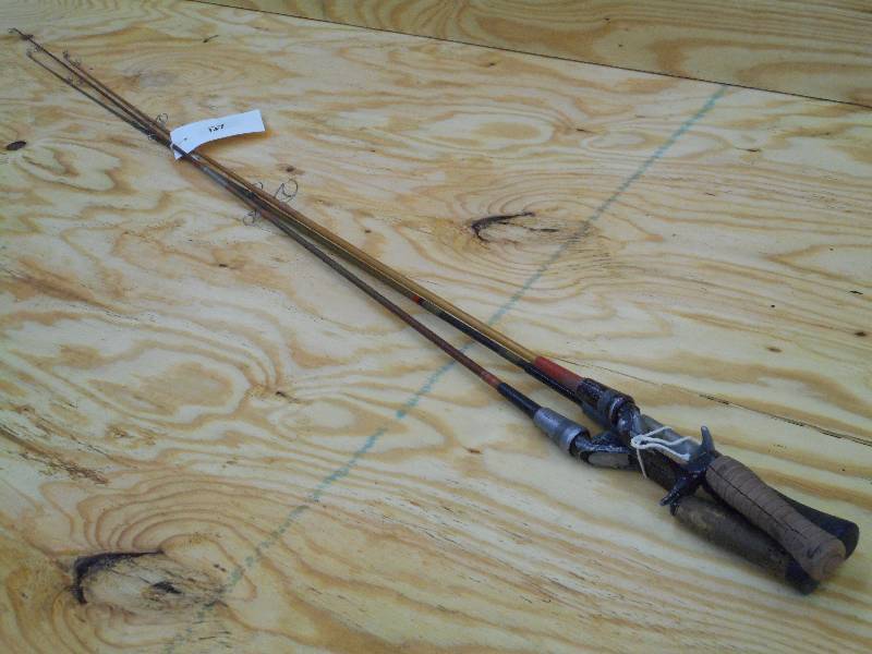lot 127 image: Lot Of (3) Unknown Vintage Rods ...