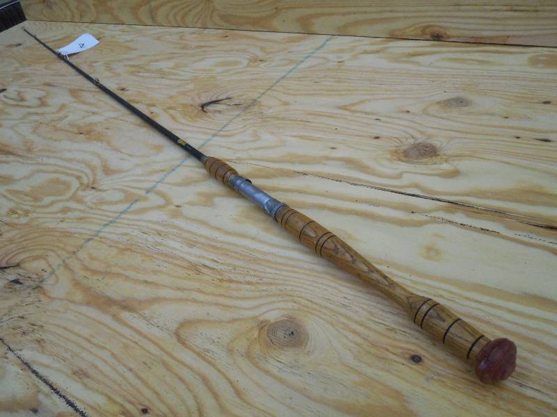 lot 140 image: Baker & Hamilton Pacific Boat Rod ...