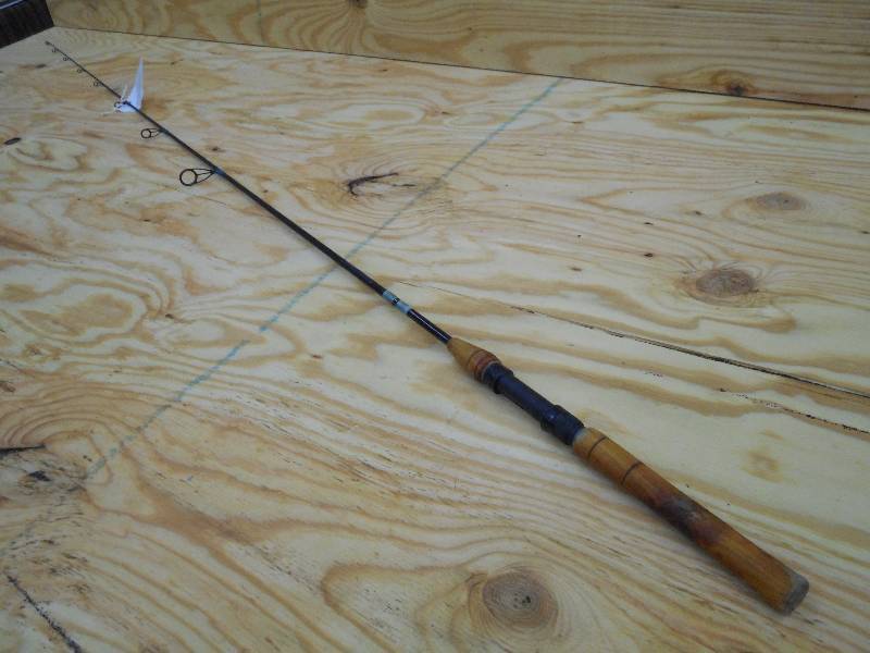 lot 143 image: St. Croix 2566 MLF Rod ...