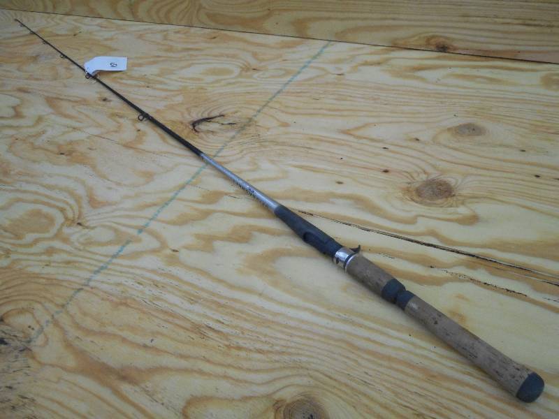 lot 151 image: Mitchell Spidercraft 5566 MHT Rod ...