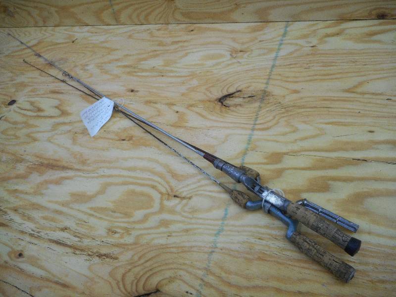 lot 160 image: Lot Of (3) Vintage Steel Rods ...