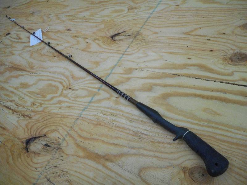 lot 183 image: Fenwick Lunkerstick 2000 Rod ...
