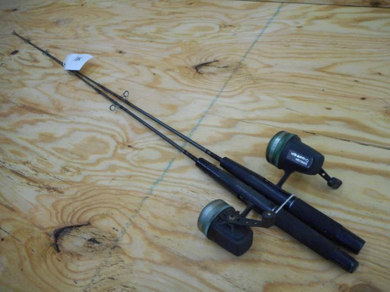 lot 186 image: (2) Johnson Crappie Finder Rod & Re...